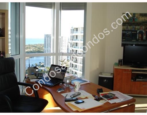 Optional office space with water view