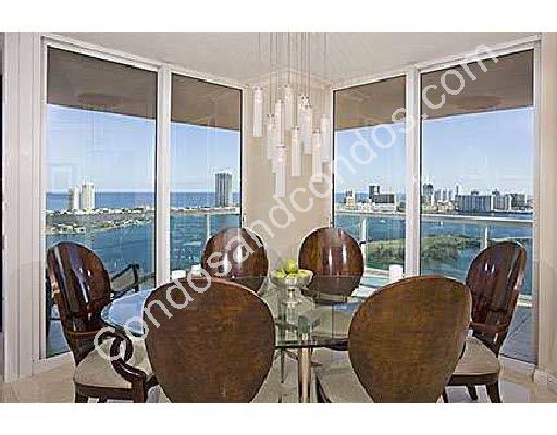 Dining room looking out to the Bay & Ocean