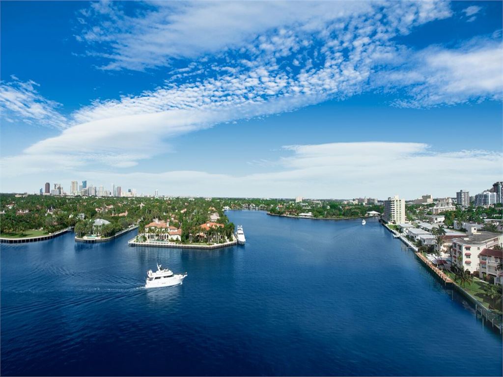 Spectacular Intracoastal, Ocean, and City Views
