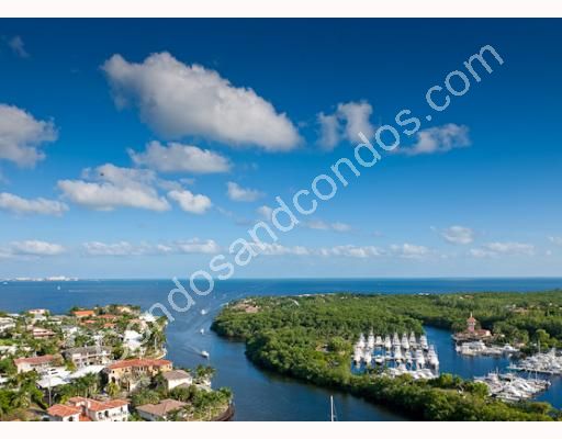 Residences enjoy breathtaking views of Biscayne Bay
