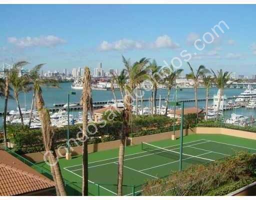 Tennis court overlooking the Marina