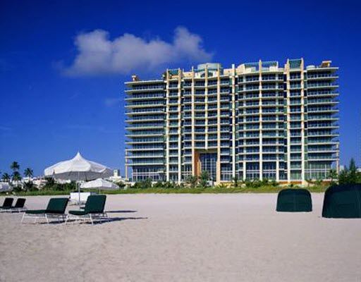 Il Villaggio Condo overlooking Miami Beach
