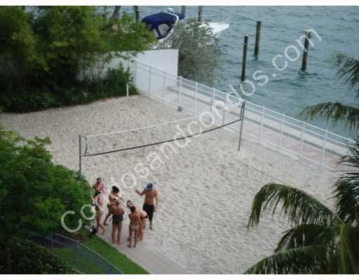 Bayside volleyball courts