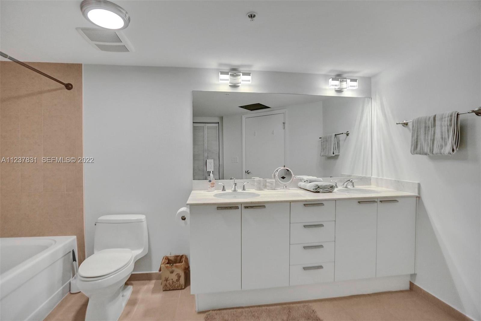 Photo of 16699 Collins Avenue 3105 #3105 listing for Sale