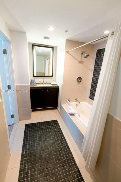 Photo of 17315 Collins Avenue 1105 #1105 listing for Sale