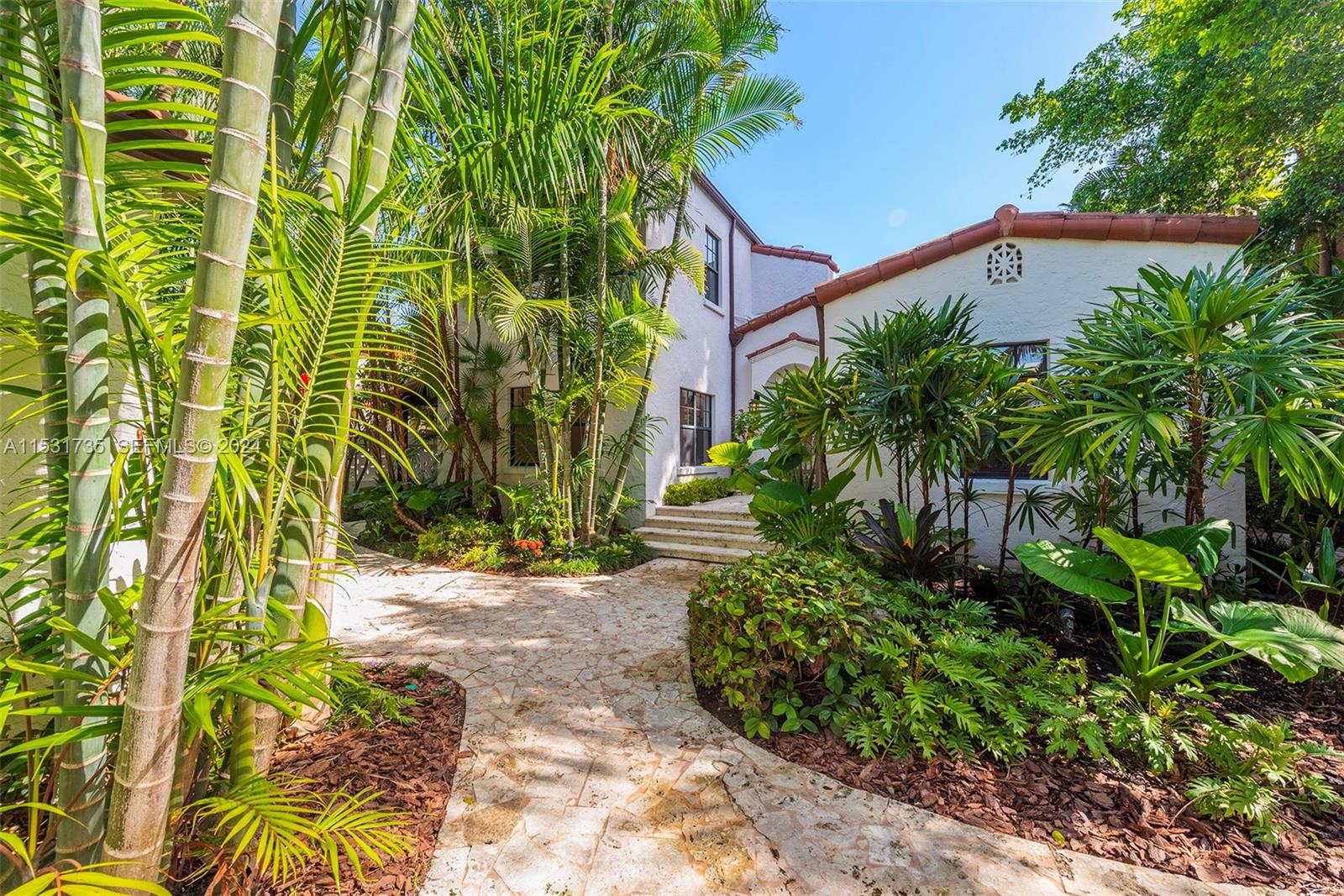 Photo of 527 E Dilido Drive # listing for Sale