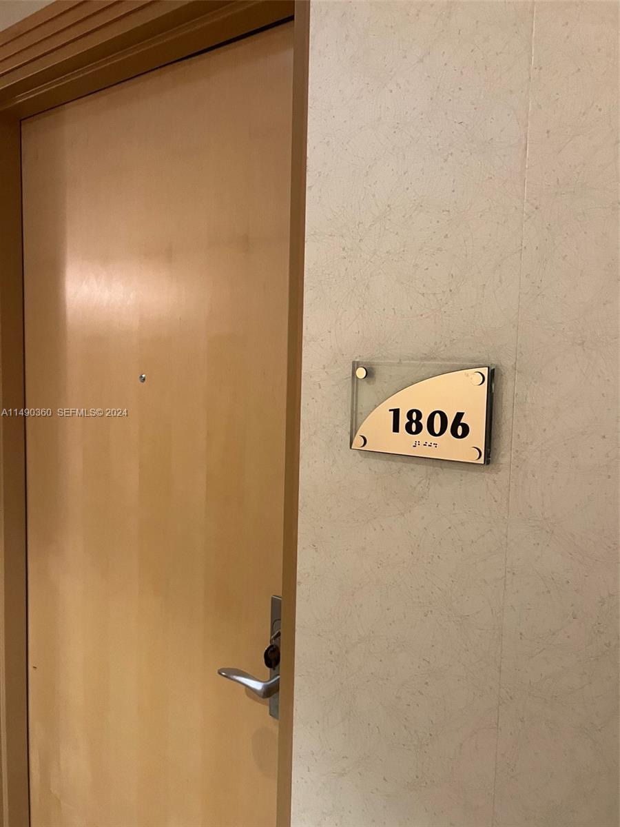 Photo of 218 SE 14th Street 1806 #1806 listing for Sale