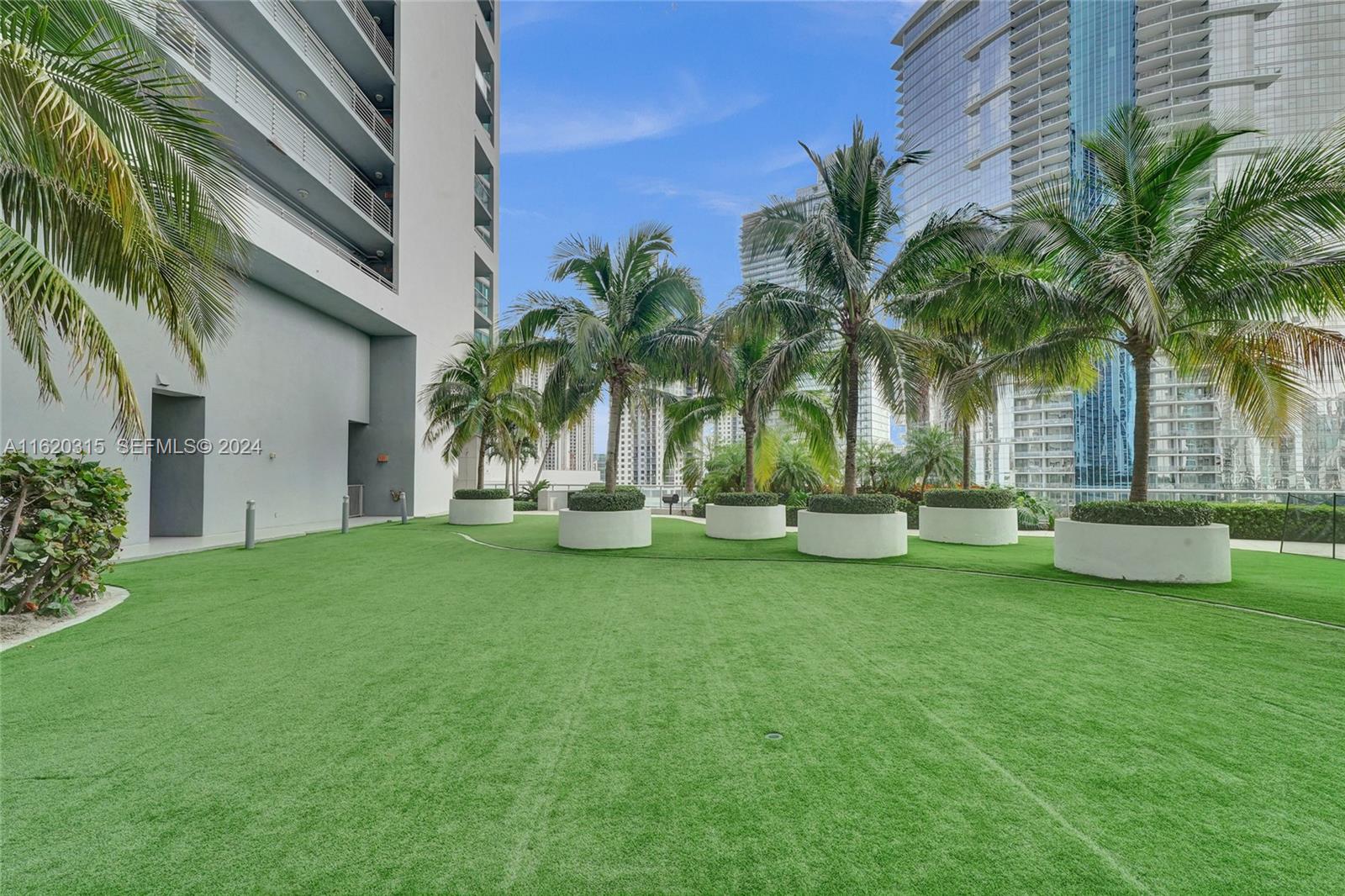 Photo of 888 Biscayne Boulevard 4001 #4001 listing for Sale