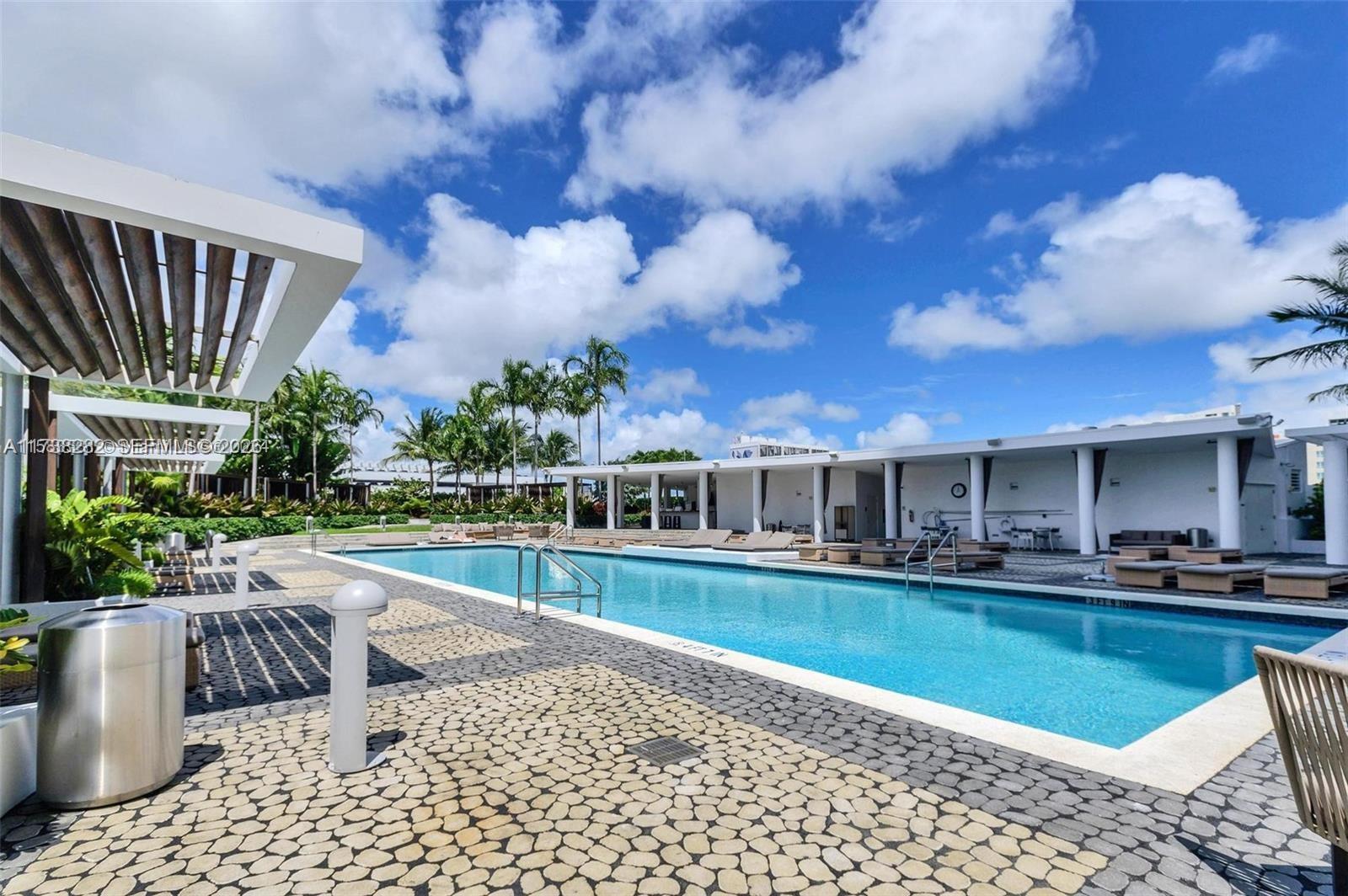 Photo of 2020 N Bayshore Drive 3307 #3307 listing for Sale