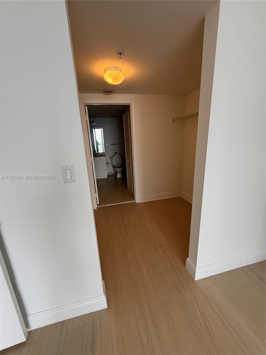 Photo of 1750 N Bayshore Drive 4809 #4809 listing for Sale