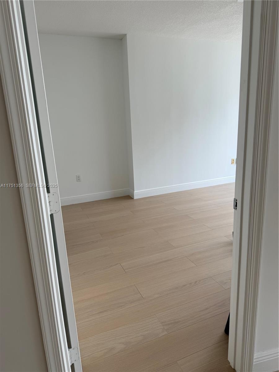 Photo of 1750 N Bayshore Drive 4809 #4809 listing for Sale