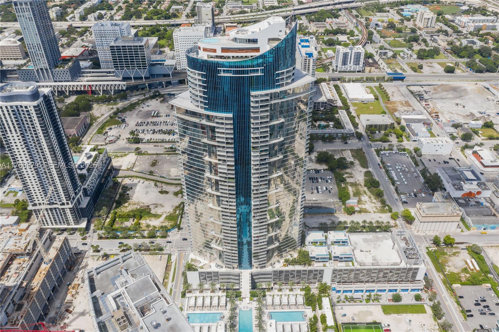 Photo of 851 NE 1st Avenue 4203 #4203 listing for Sale