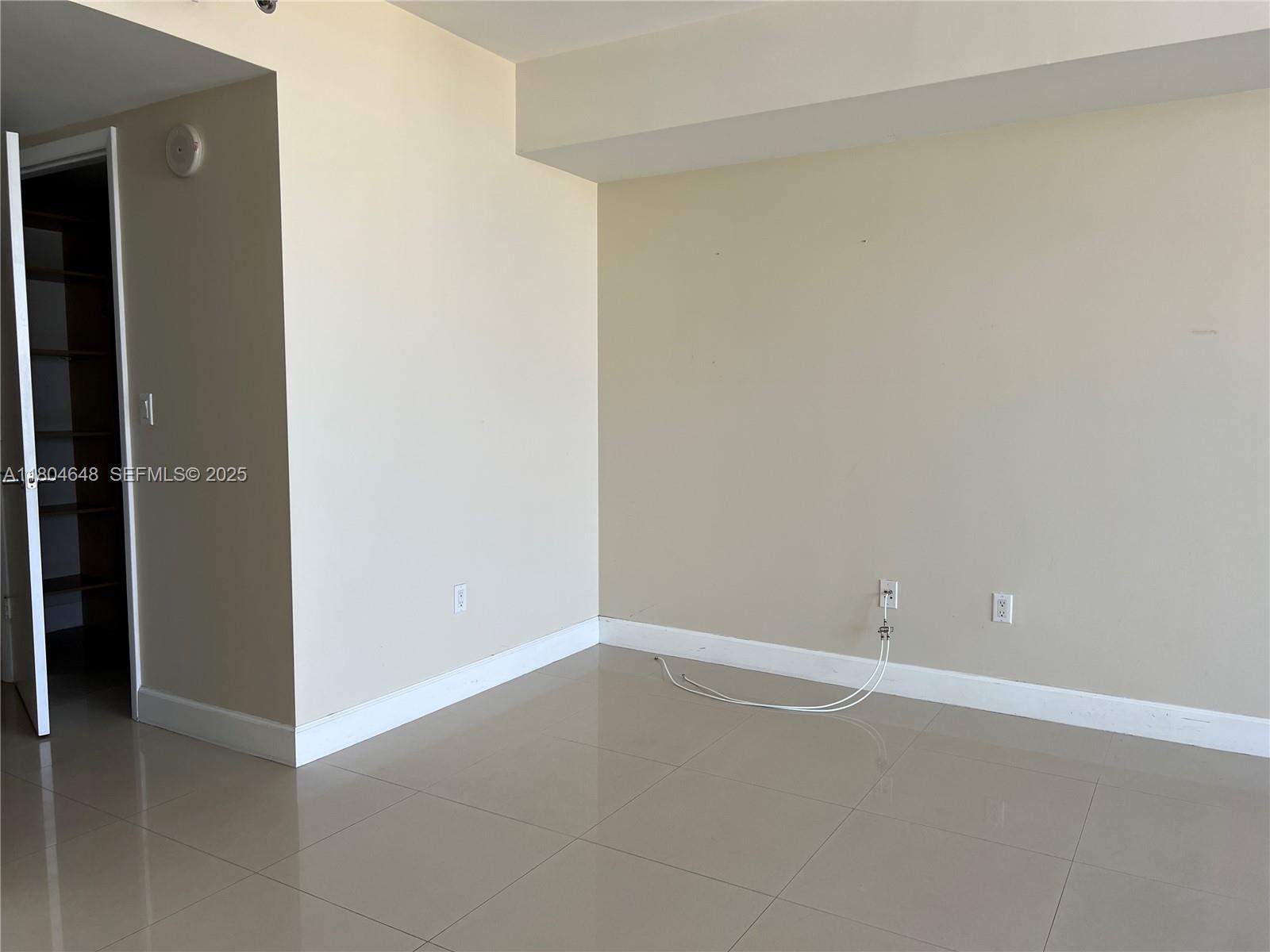Photo of 1800 S Ocean Drive 2006 #2006 listing for Sale