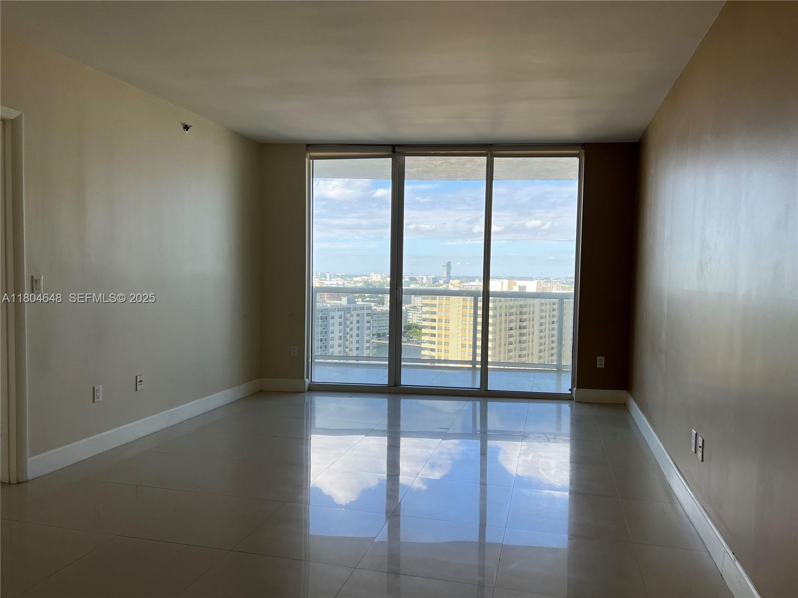 Photo of 1800 S Ocean Drive 2006 #2006 listing for Sale