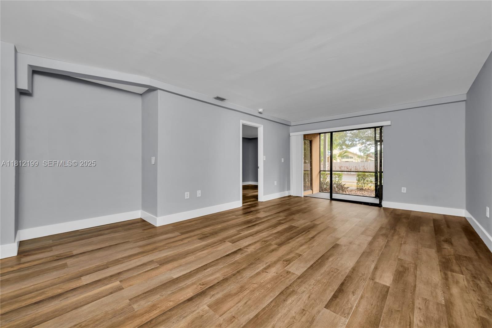 Photo of #A11812199 listing for Sale