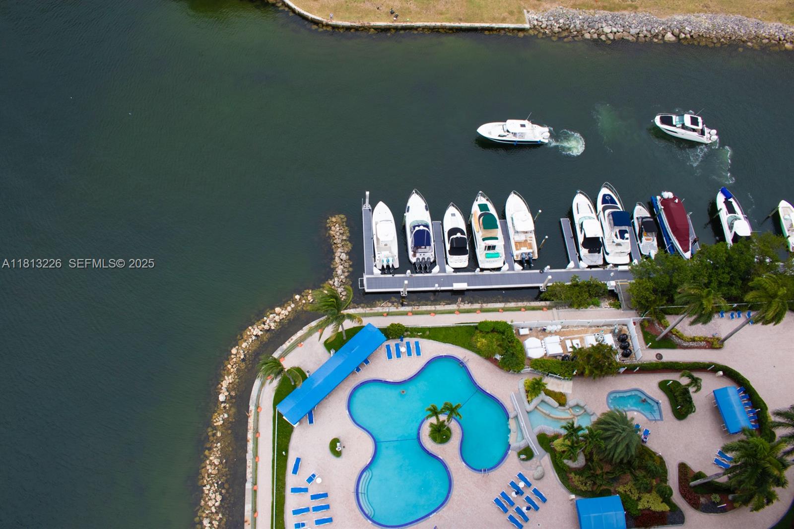 Photo of 3530 Mystic Pointe Drive 3001 #3001 listing for Sale