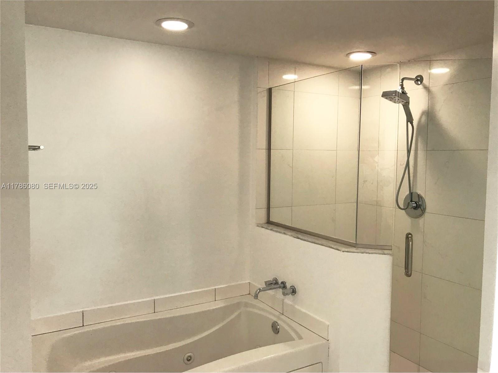 Photo of 55 SE 6th Street 1610 #1610 listing for Sale