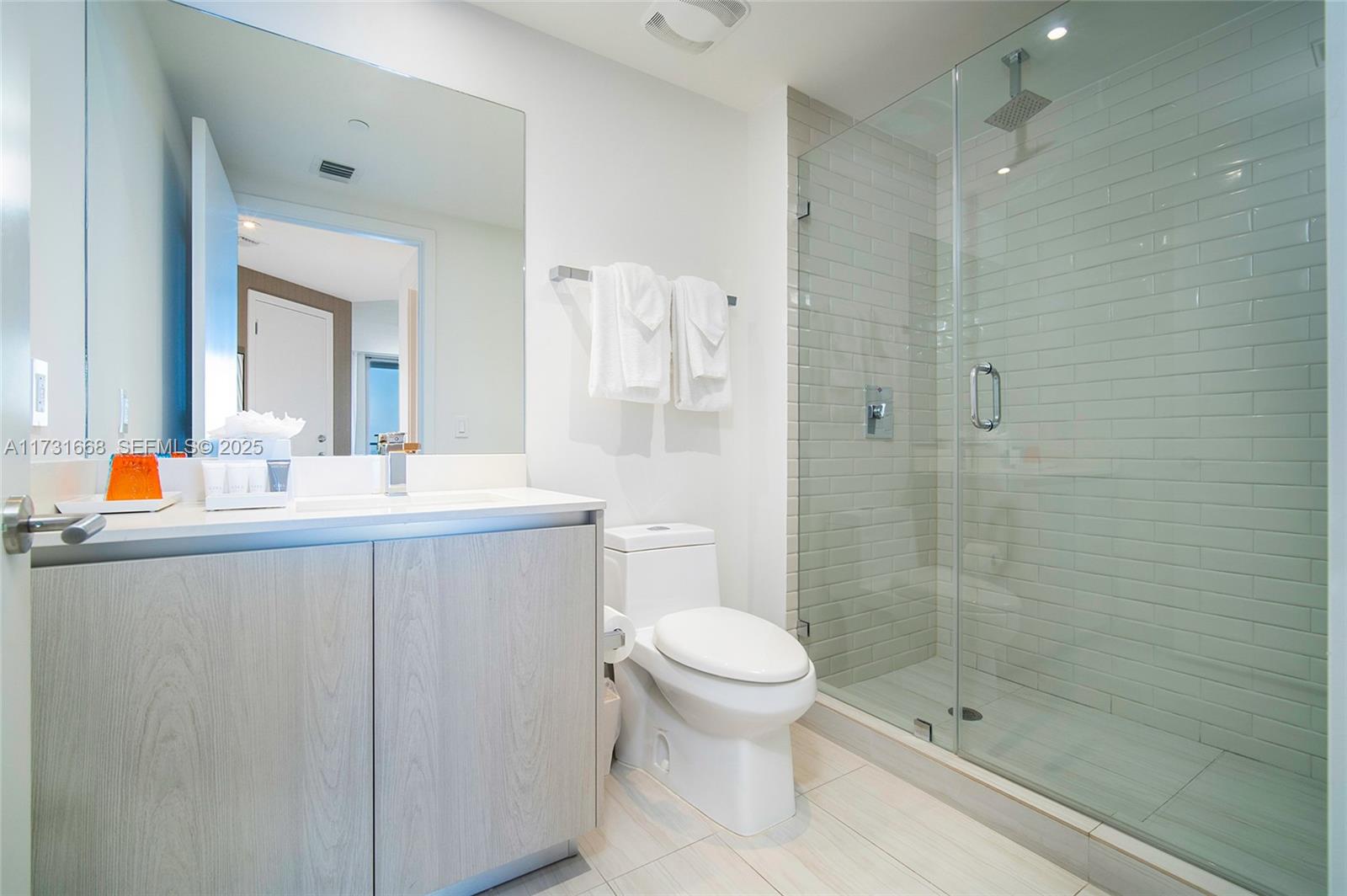 Photo of 4010 S Ocean Drive T3502 #T3502 listing for Sale