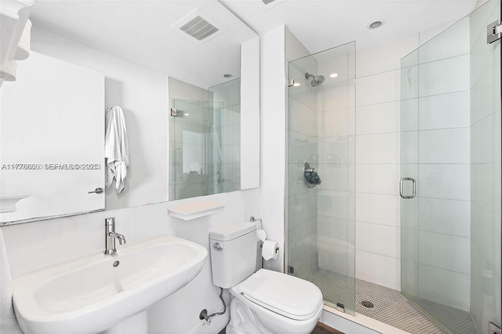 Photo of 2900 NE 7th Avenue 901 #901 listing for Sale