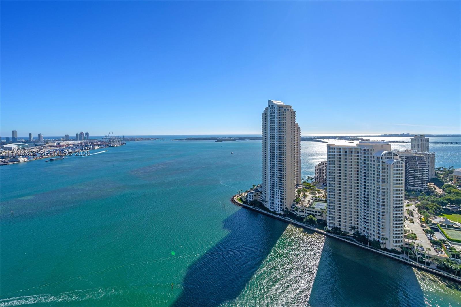 Photo of 325 S Biscayne Boulevard 3726 #3726 listing for Sale