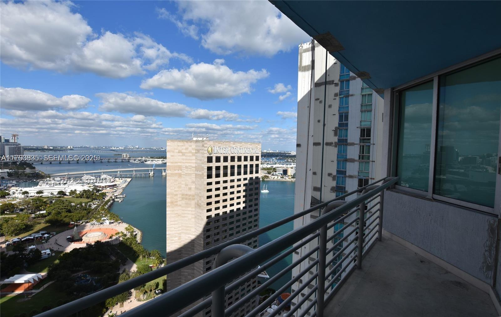 Photo of 325 S Biscayne Boulevard 3822 #3822 listing for Sale