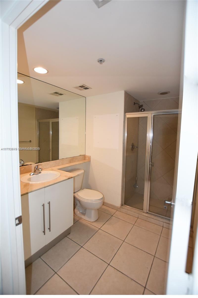 Photo of 325 S Biscayne Boulevard 3822 #3822 listing for Sale