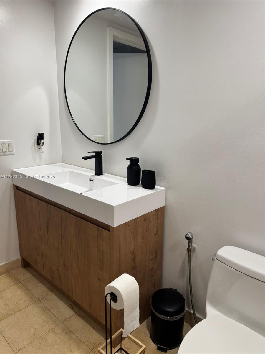 Photo of 1830 S Ocean Drive 1712 #1712 listing for Sale