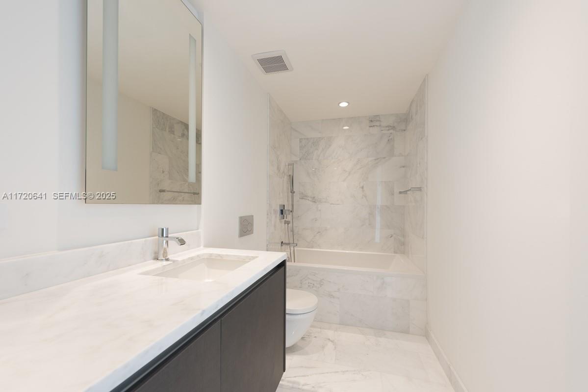 Photo of 1451 Brickell Avenue 2103 #2103 listing for Sale