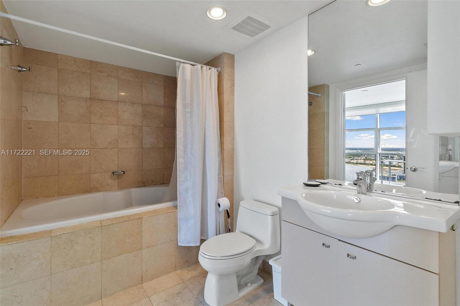 Photo of 1830 S Ocean Drive 4507 #4507 listing for Sale