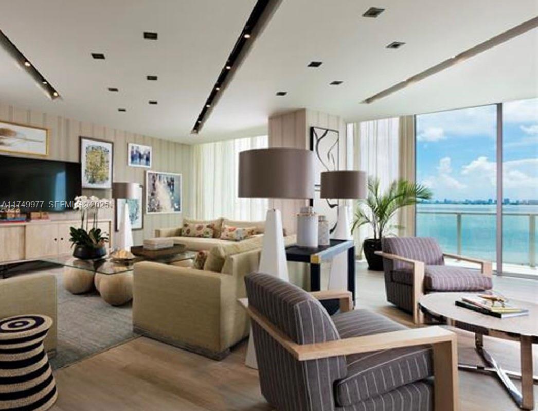 Photo of 2900 NE 7th Avenue 1601 #1601 listing for Sale