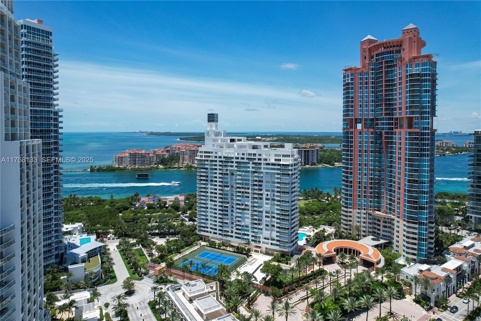 Photo of 400 S Pointe Drive 906 #906 listing for Sale
