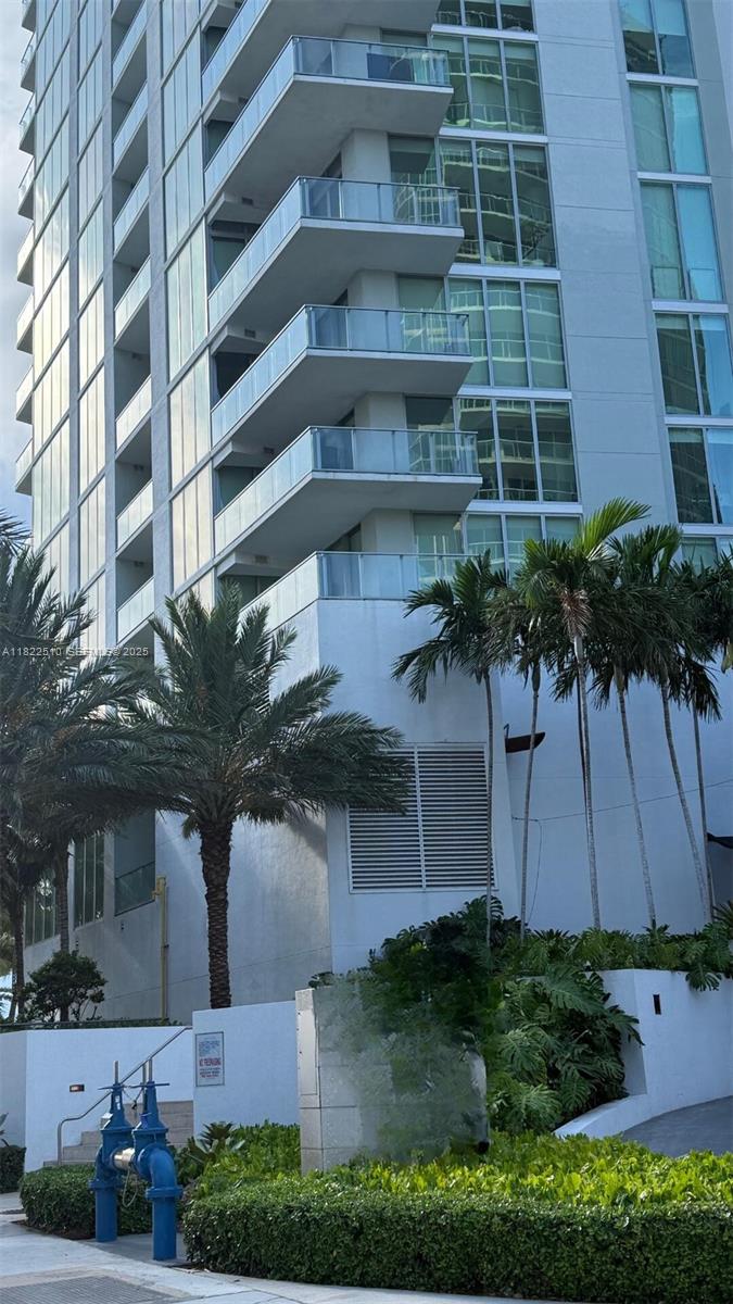 Photo of 2900 NE 7th Avenue 1407 #1407 listing for Sale