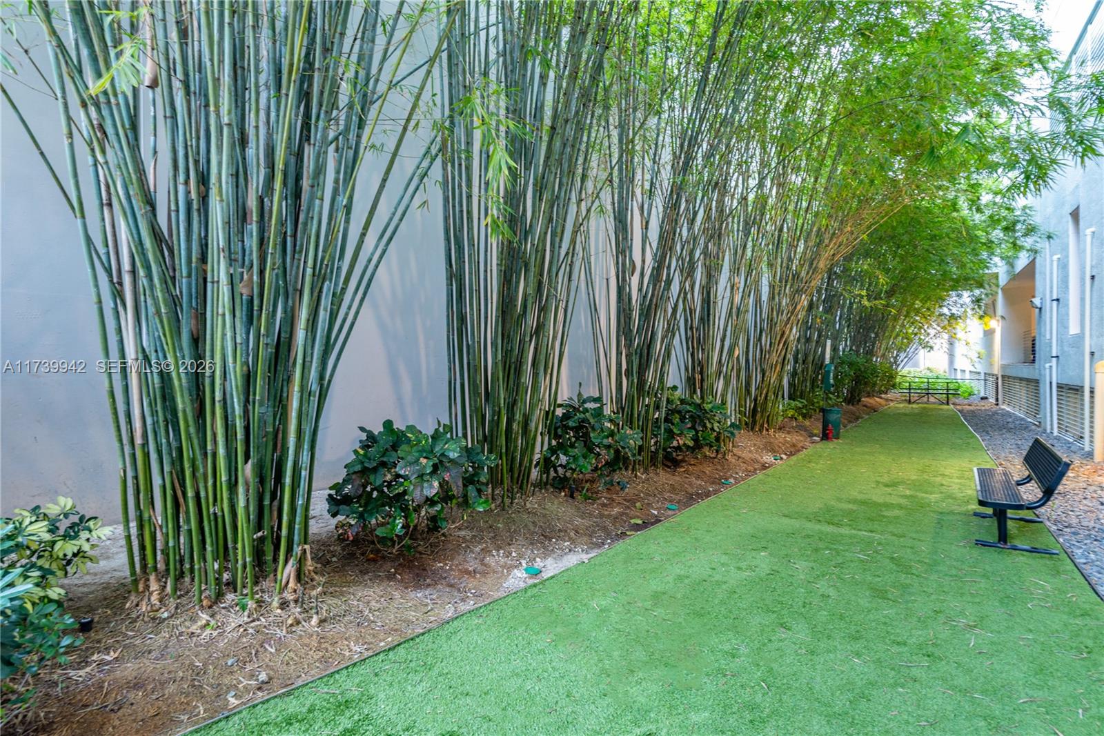 Photo of 1180 N Federal Highway 605 #605 listing for Sale