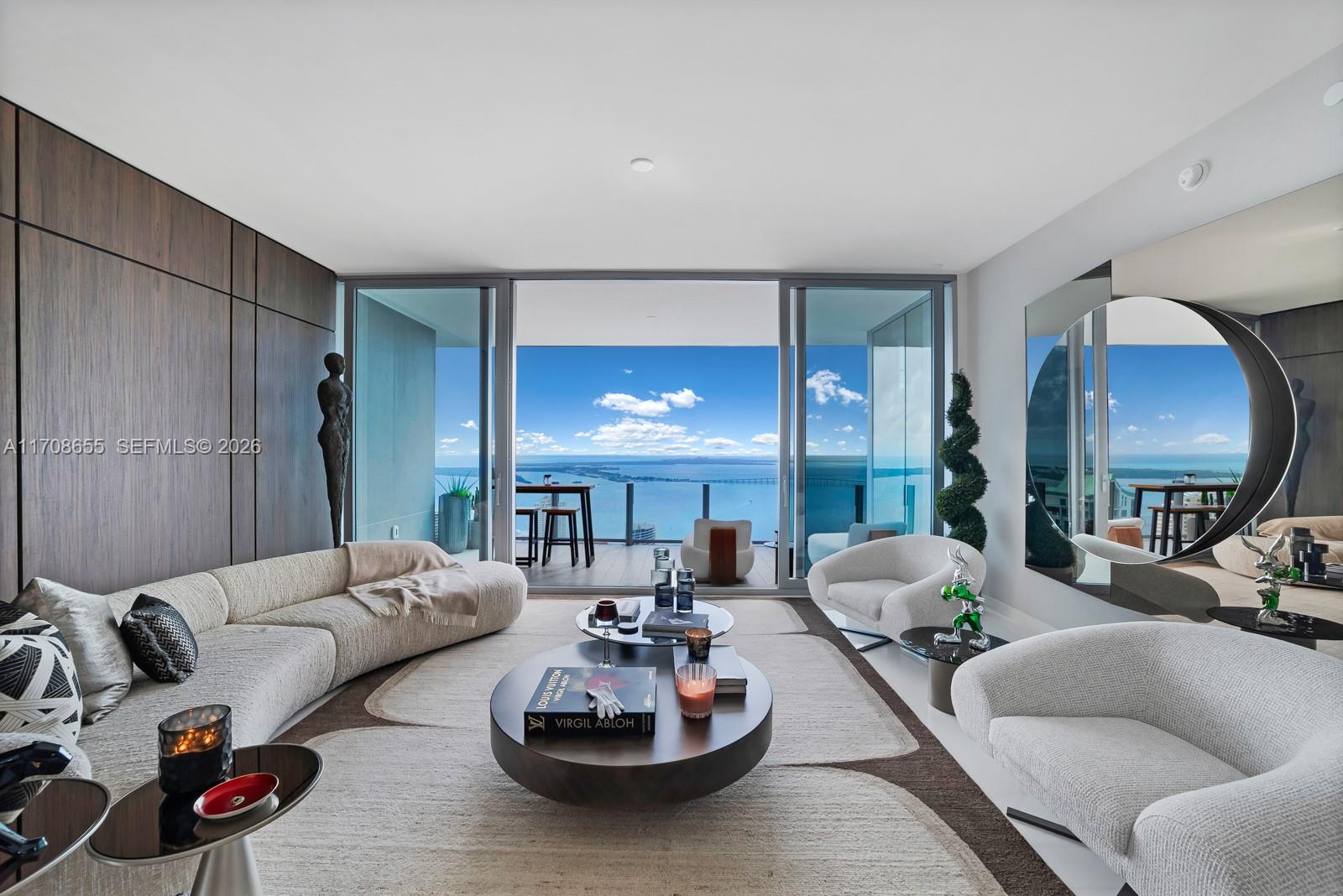Photo of 300 Biscayne Blvd Way 4703 #4703 listing for Sale
