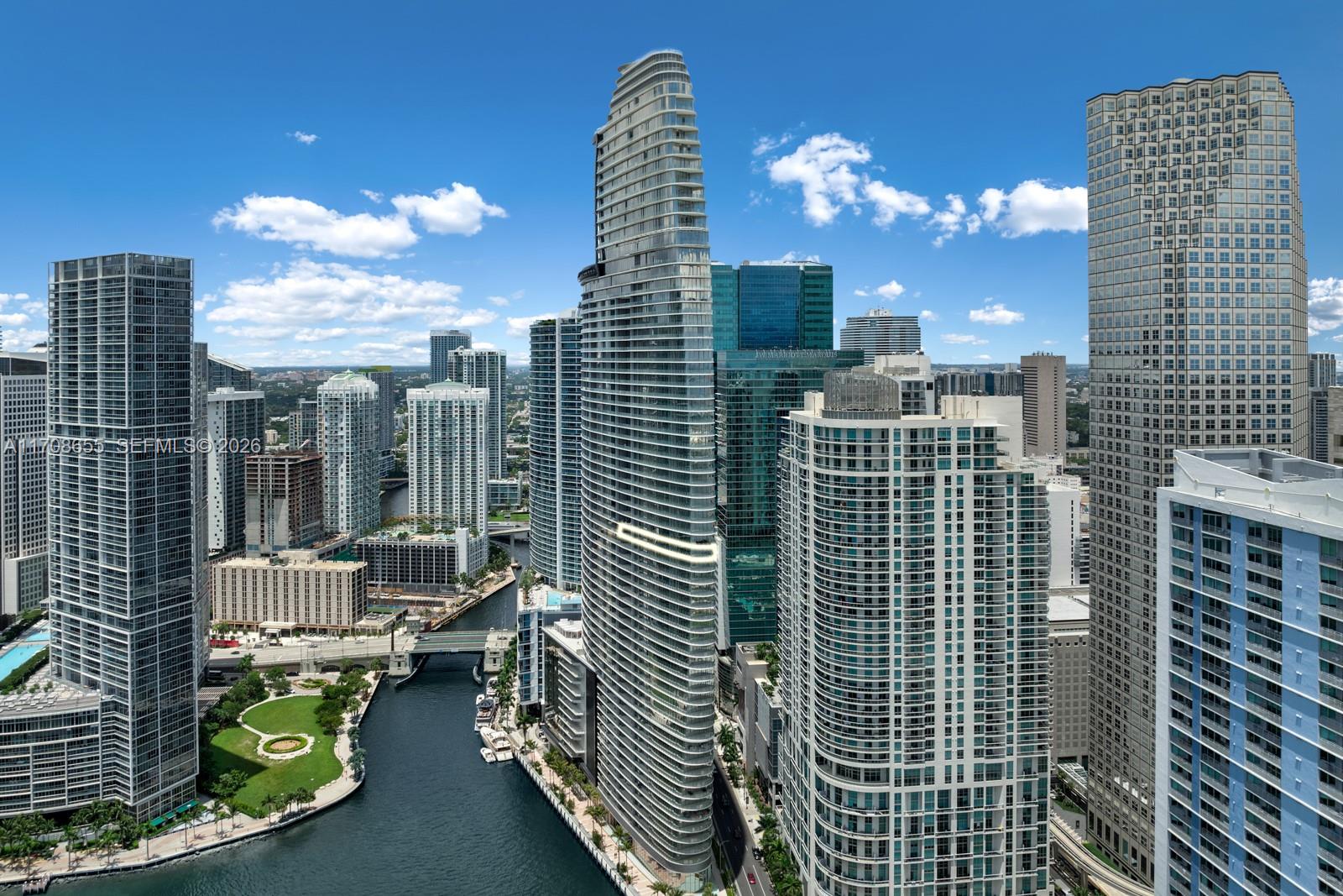 Photo of 300 Biscayne Blvd Way 4703 #4703 listing for Sale