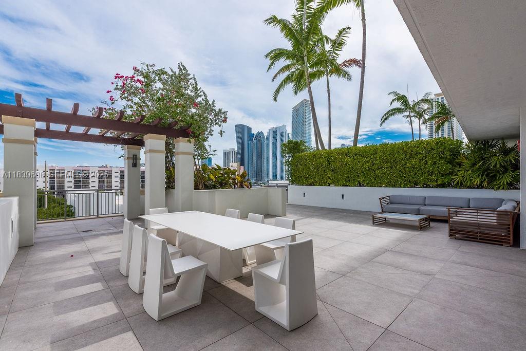 Photo of 300 Sunny Isles Boulevard 4-1808 #4-1808 listing for Sale
