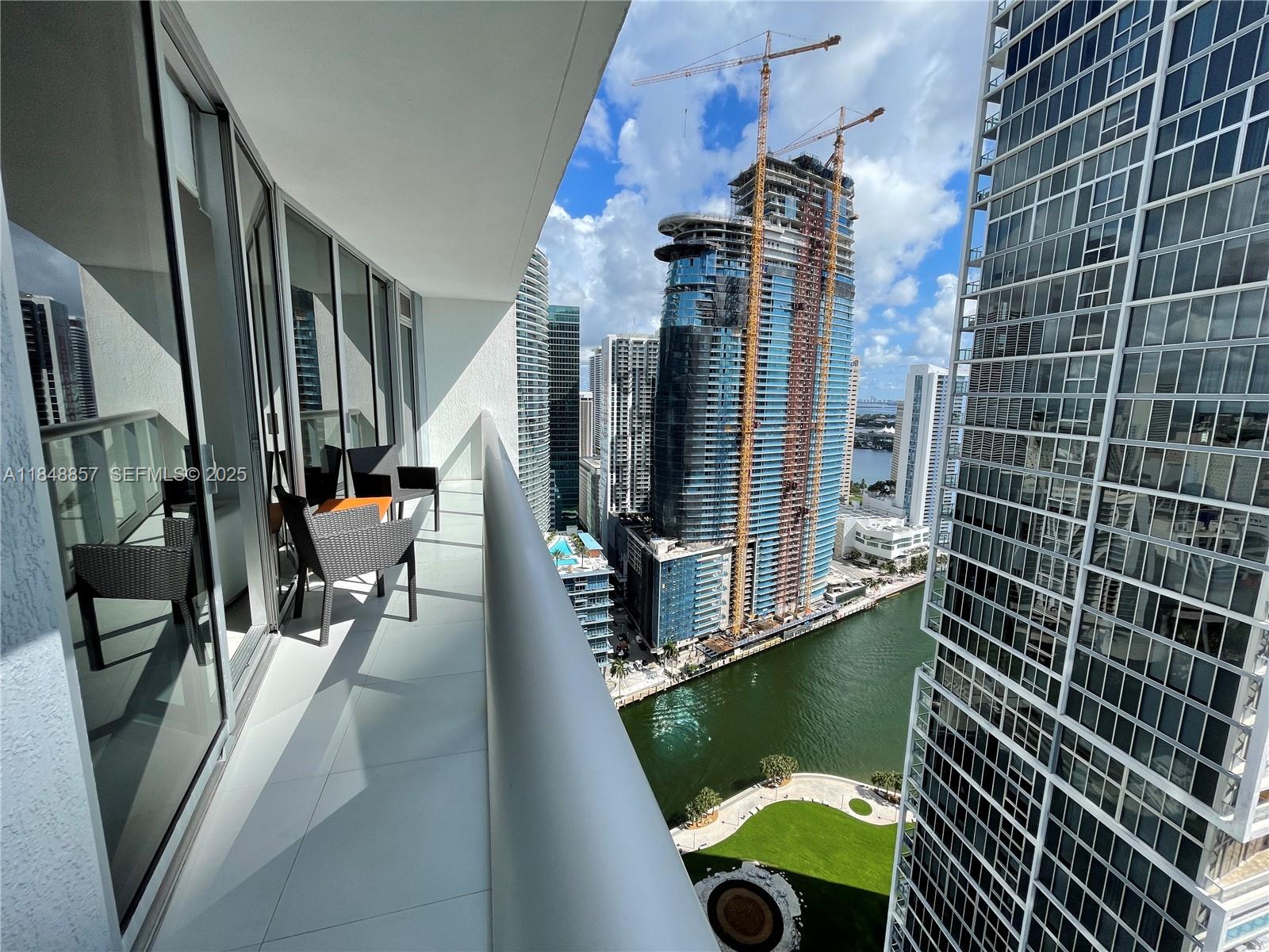 Photo of 485 Brickell Avenue 3711 #3711 listing for Sale