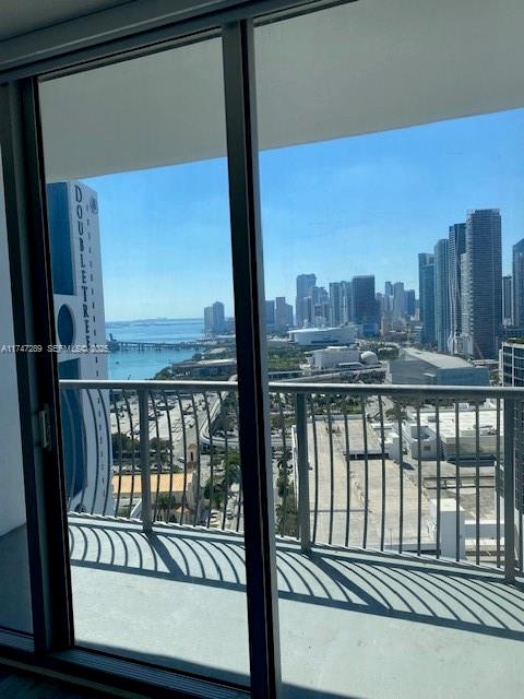 Photo of 1750 N Bayshore Drive 3112 #3112 listing for Sale