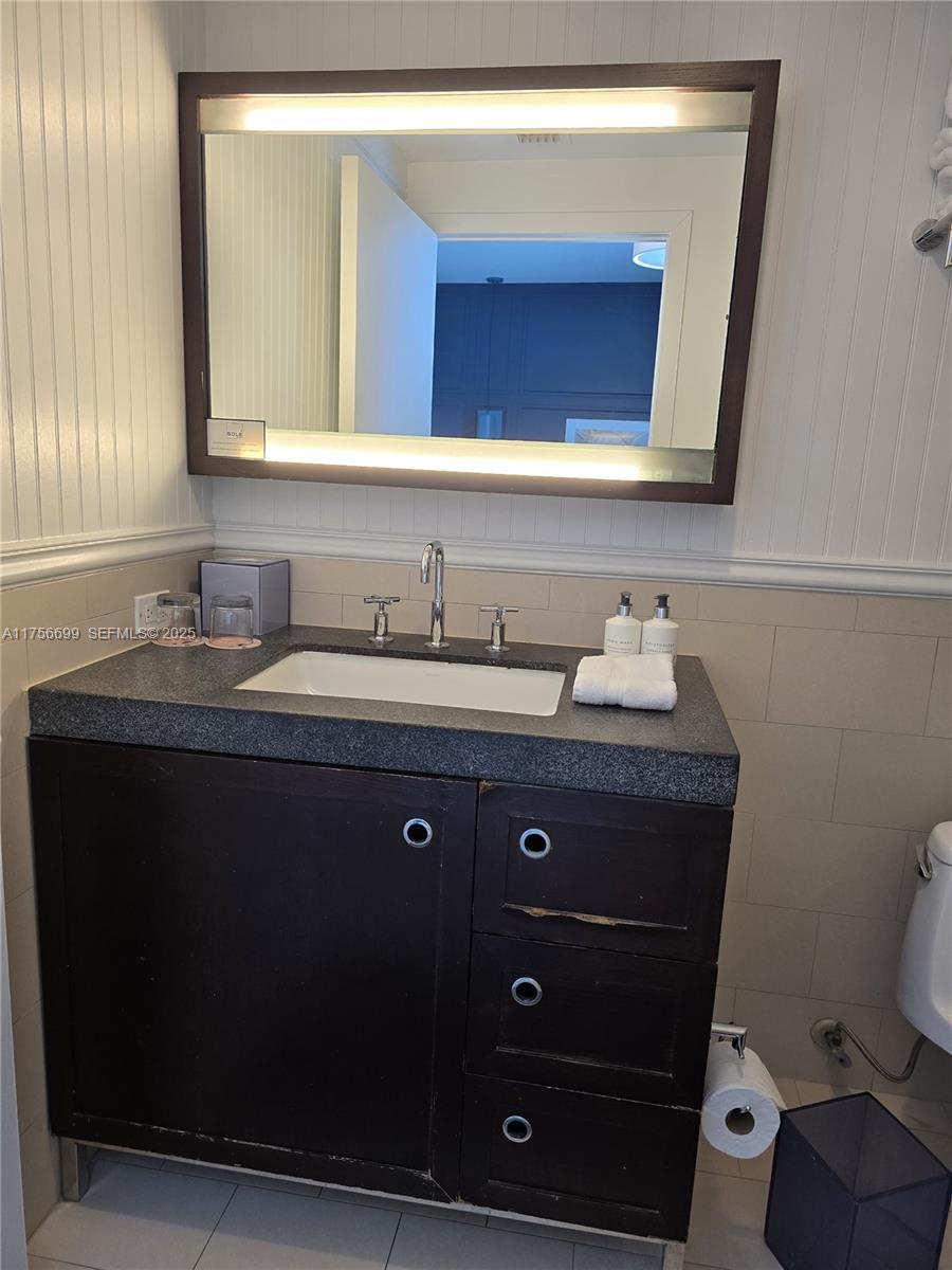 Photo of 17315 Collins Avenue 1402 #1402 listing for Sale