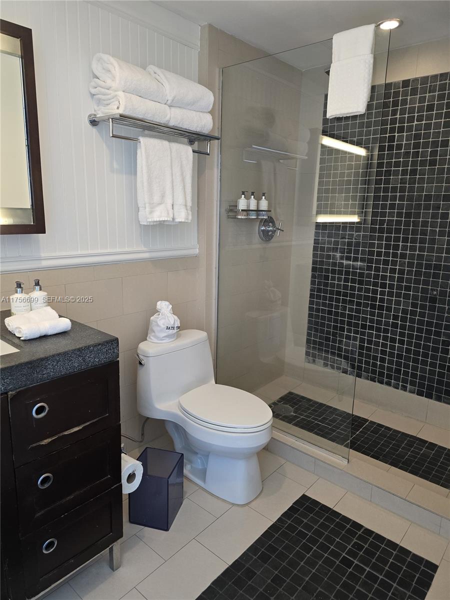 Photo of 17315 Collins Avenue 1402 #1402 listing for Sale