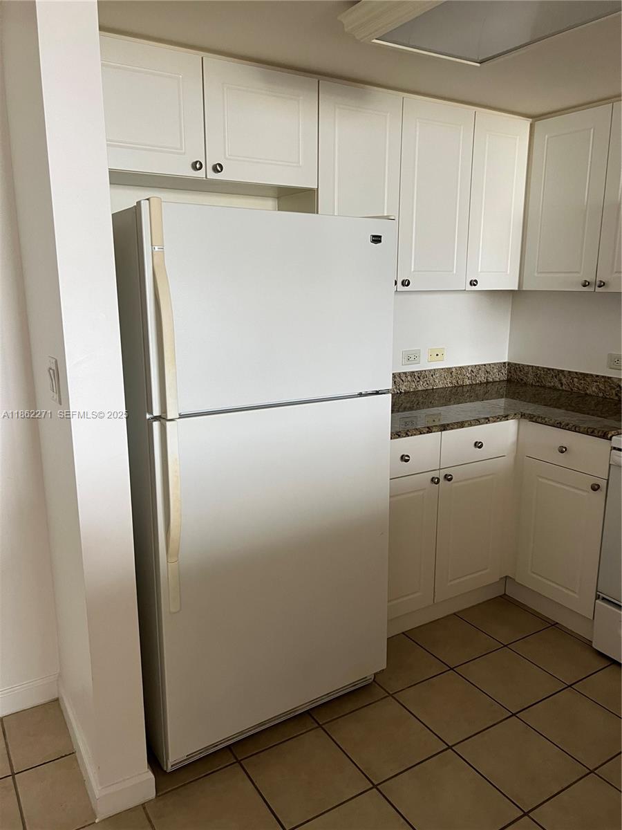 Photo of 19501 W Country Club Drive 1411 #1411 listing for Sale