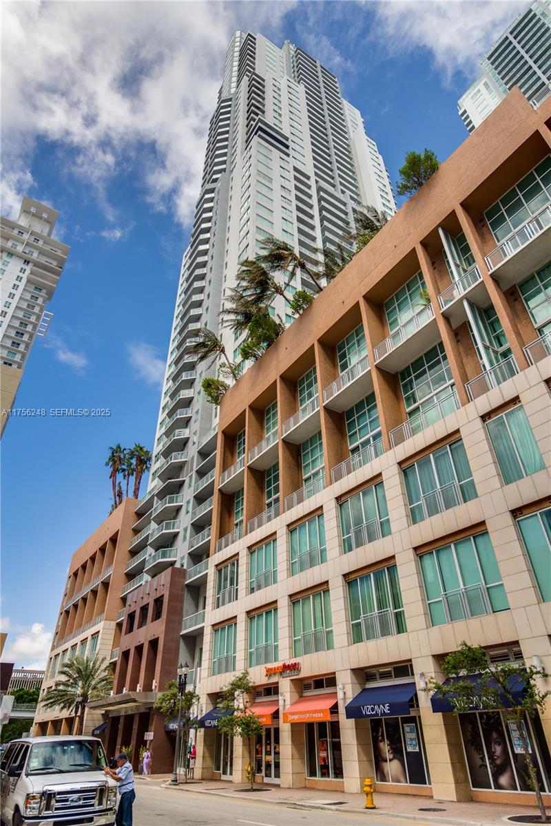 Photo of 253 NE 2nd Street 3702 #3702 listing for Sale
