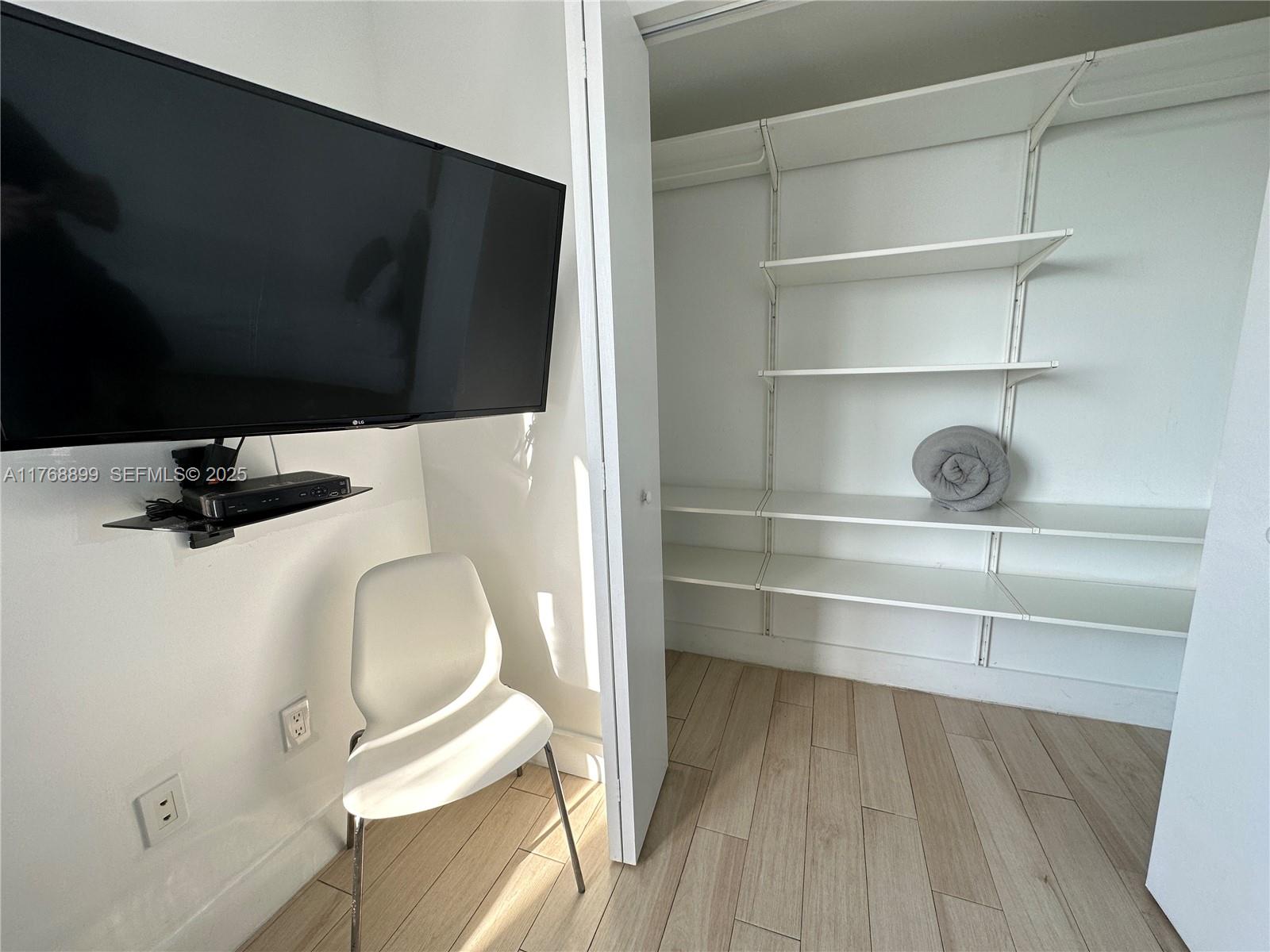 Photo of 2600 E Hallandale Beach Boulevard T2202 #T2202 listing for Sale