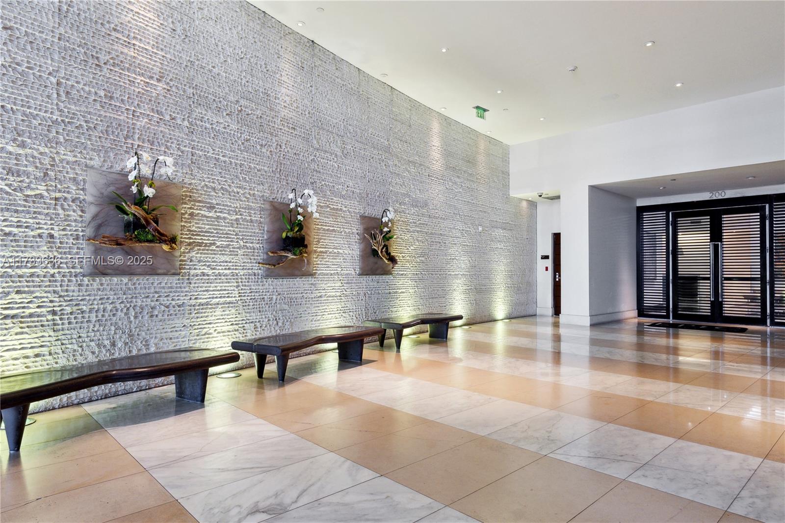 Photo of 200 Biscayne Boulevard Way 4912 #4912 listing for Sale