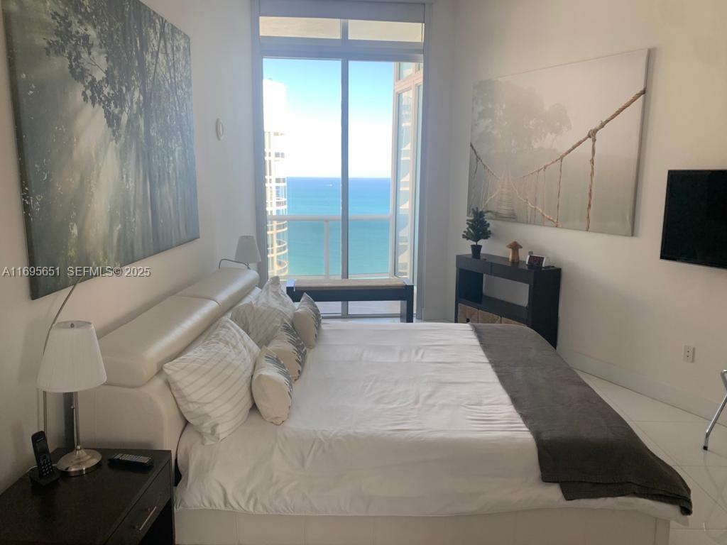 Photo of 15811 Collins Avenue 4203 #4203 listing for Sale