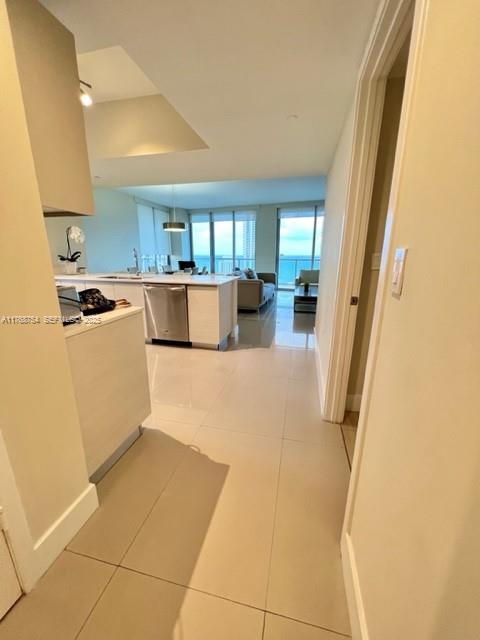 Photo of 2600 E Hallandale Beach Boulevard T3102 #T3102 listing for Sale