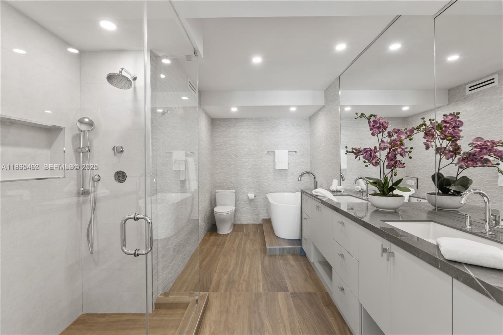 Photo of 1500 Ocean Drive 1003 #1003 listing for Sale