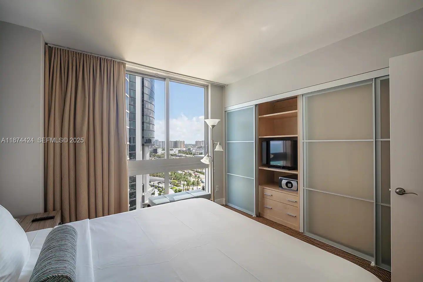 Photo of 18683 Collins Avenue 1609 #1609 listing for Sale
