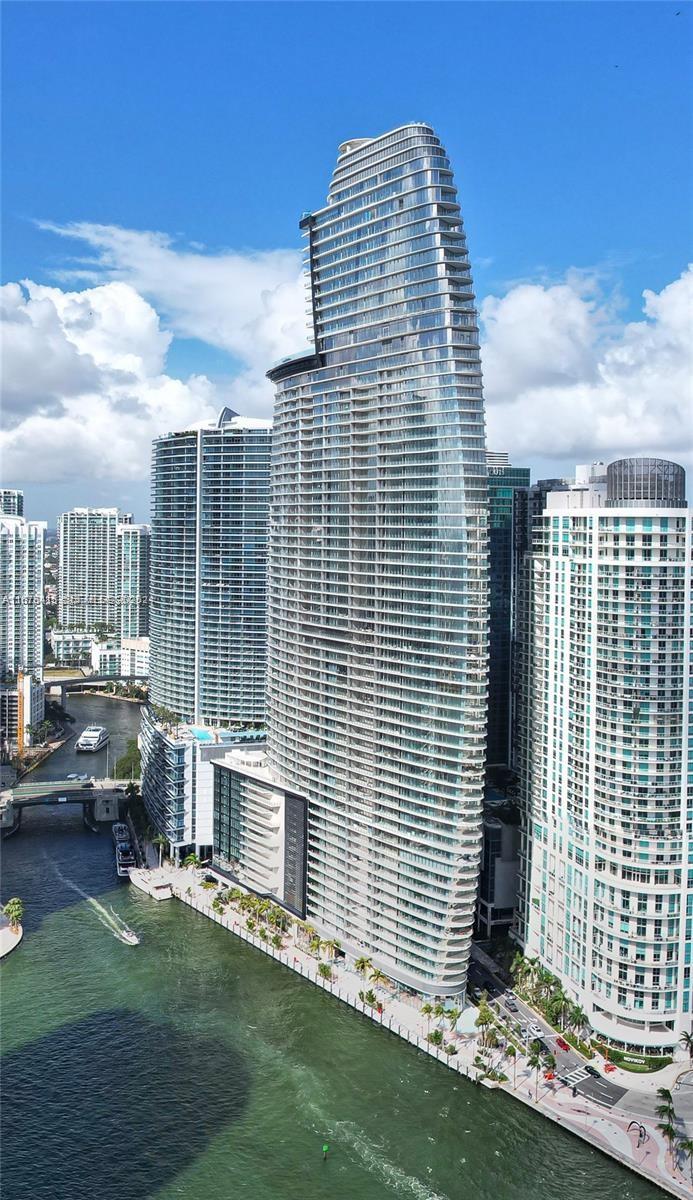 Photo of 300 Biscayne Blvd Way 2308 #2308 listing for Sale