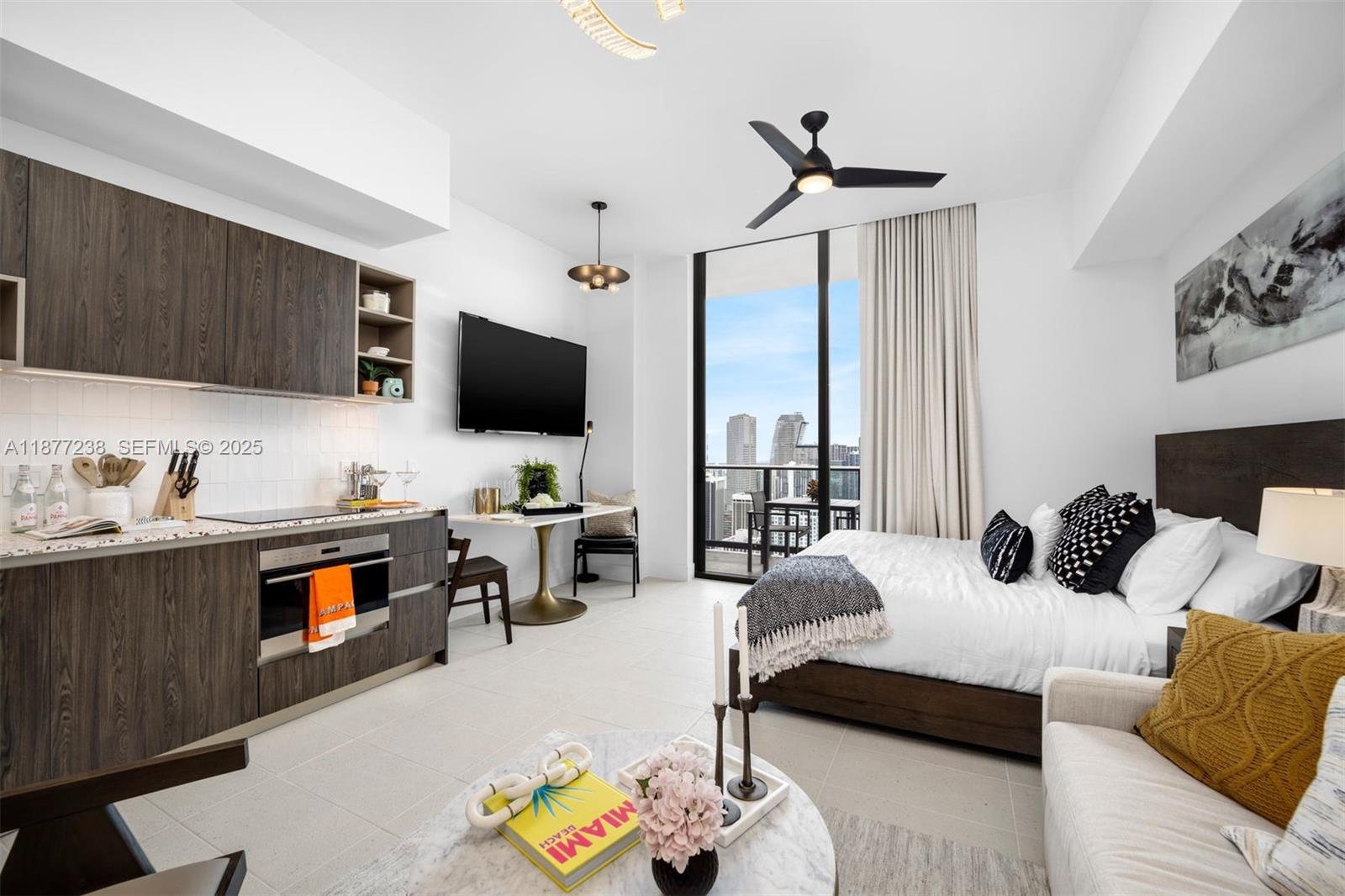 Photo of 159 NE 6th Street 5112 #5112 listing for Sale